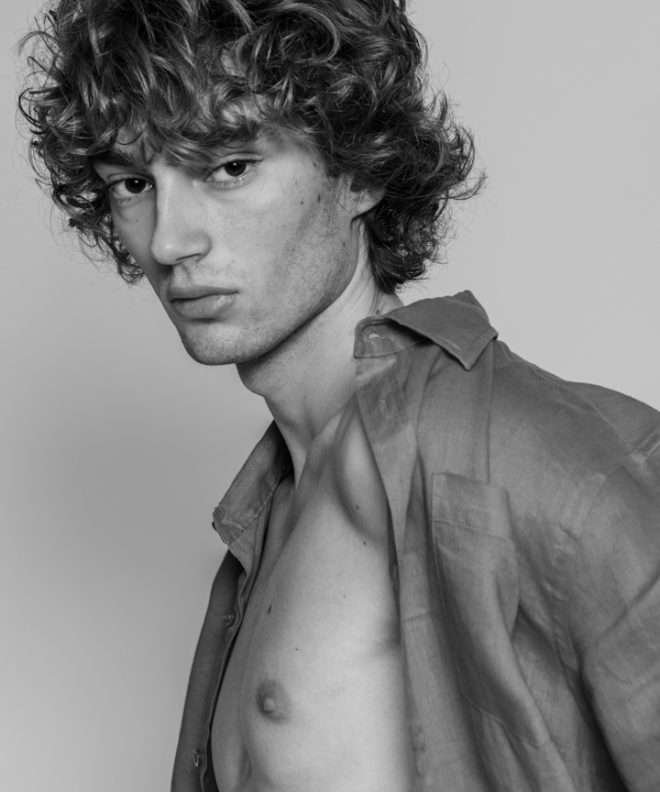 Lucas Boggian Iso Model Management 05